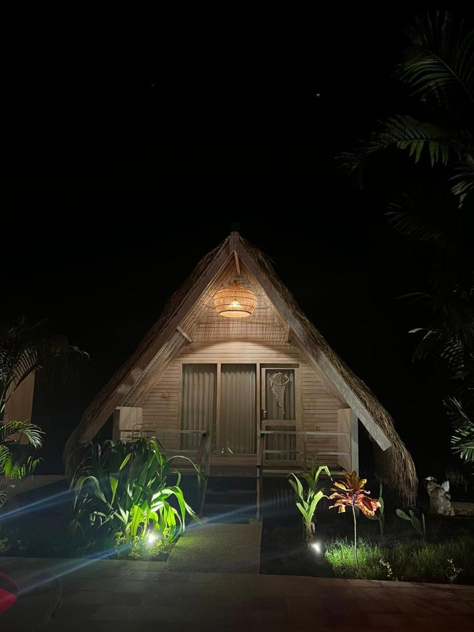 Living Trawangan Hotel Гілі-Траванган Екстер'єр фото