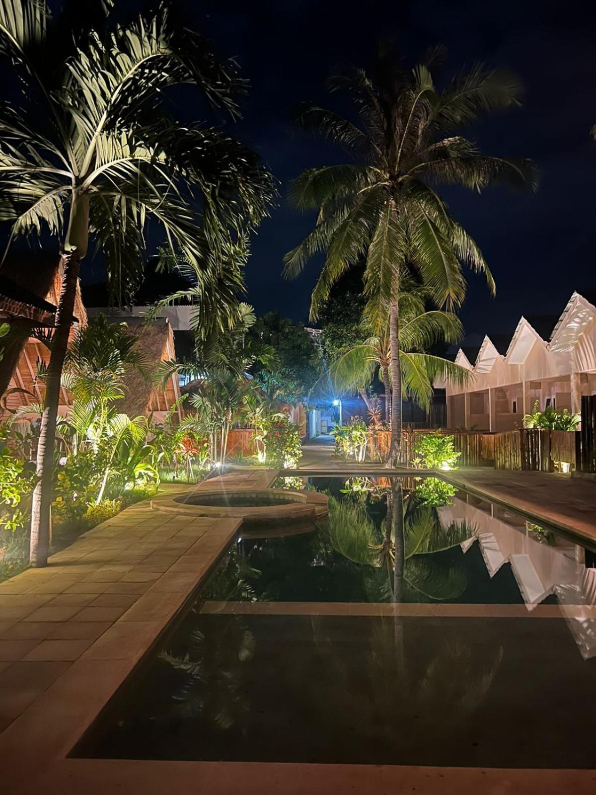 Living Trawangan Hotel Гілі-Траванган Екстер'єр фото
