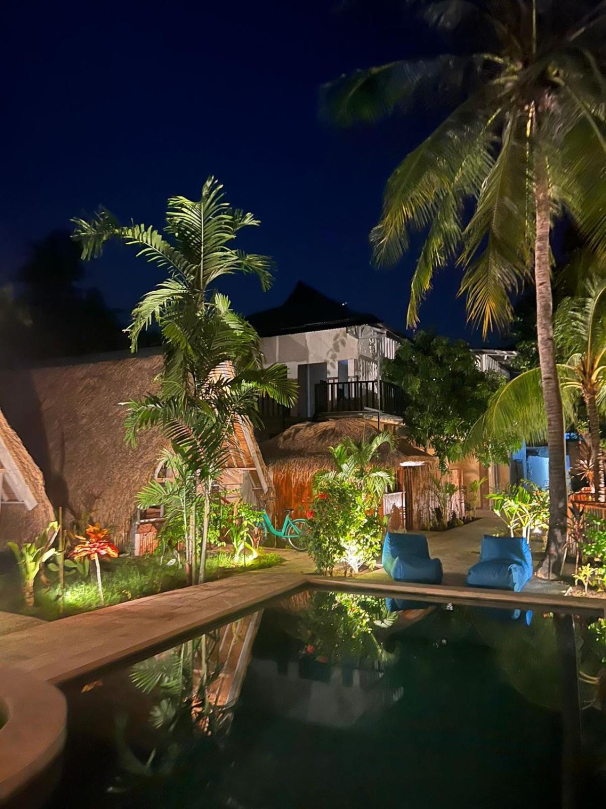 Living Trawangan Hotel Гілі-Траванган Екстер'єр фото