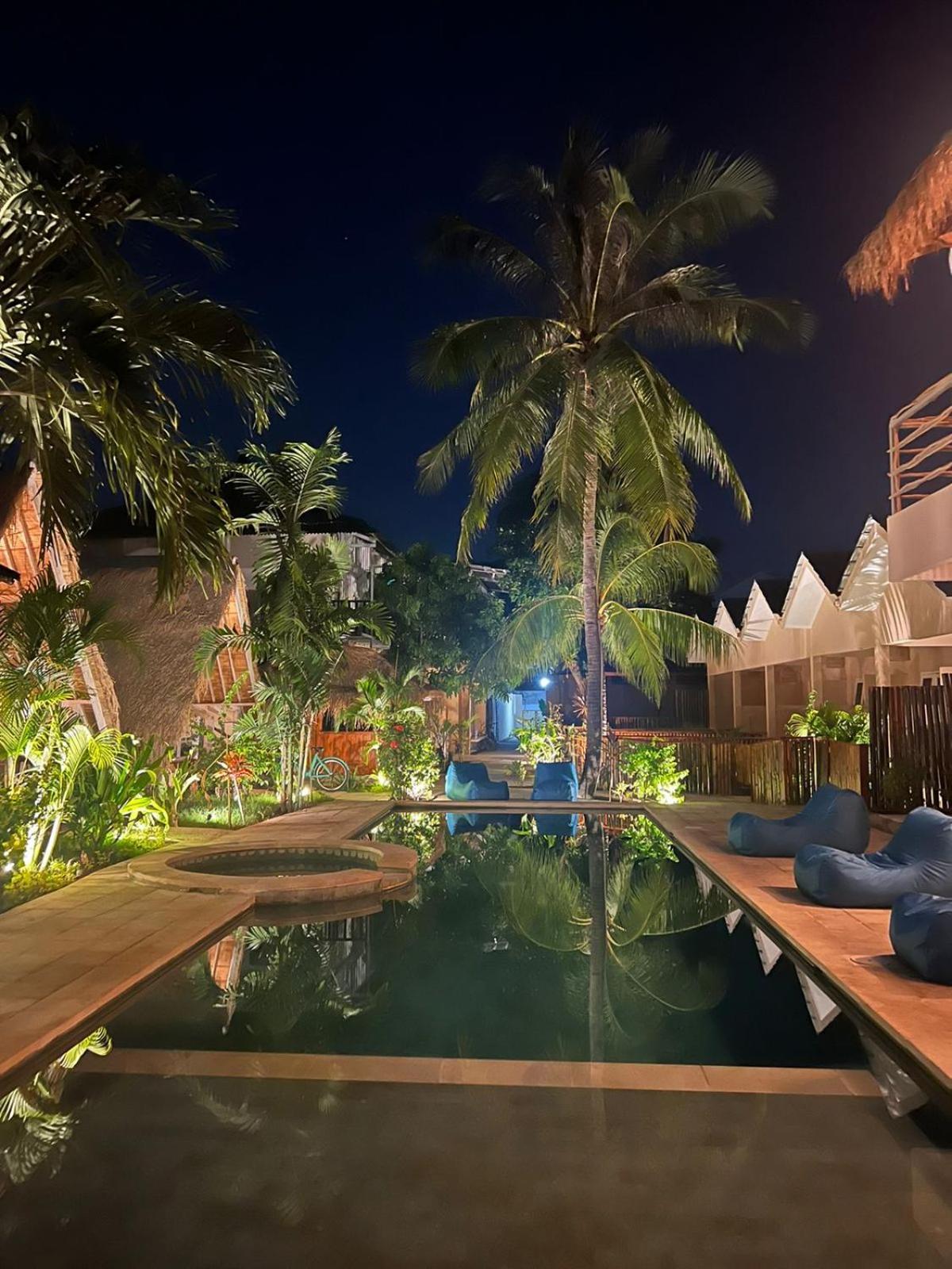 Living Trawangan Hotel Гілі-Траванган Екстер'єр фото