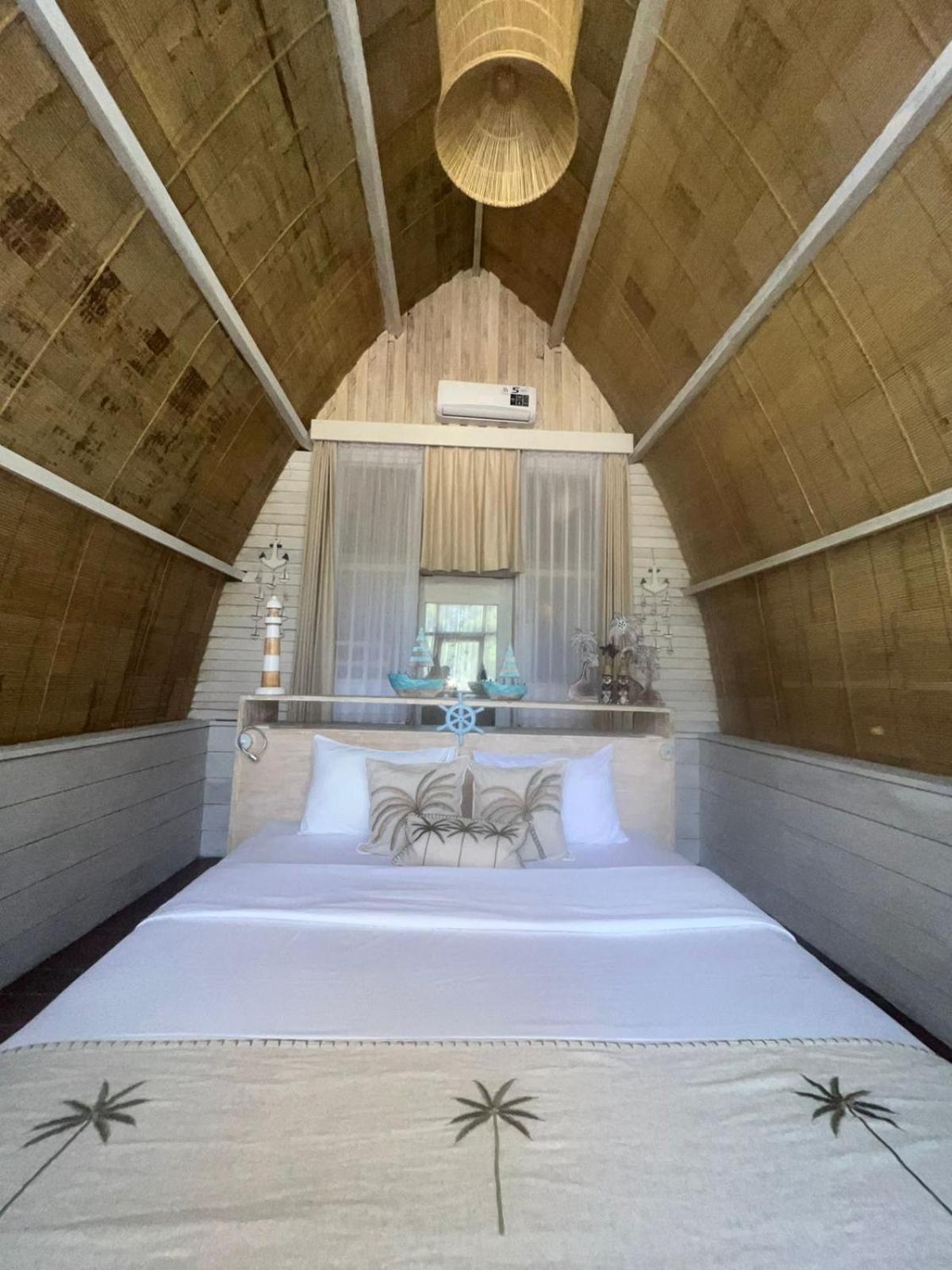 Living Trawangan Hotel Гілі-Траванган Екстер'єр фото